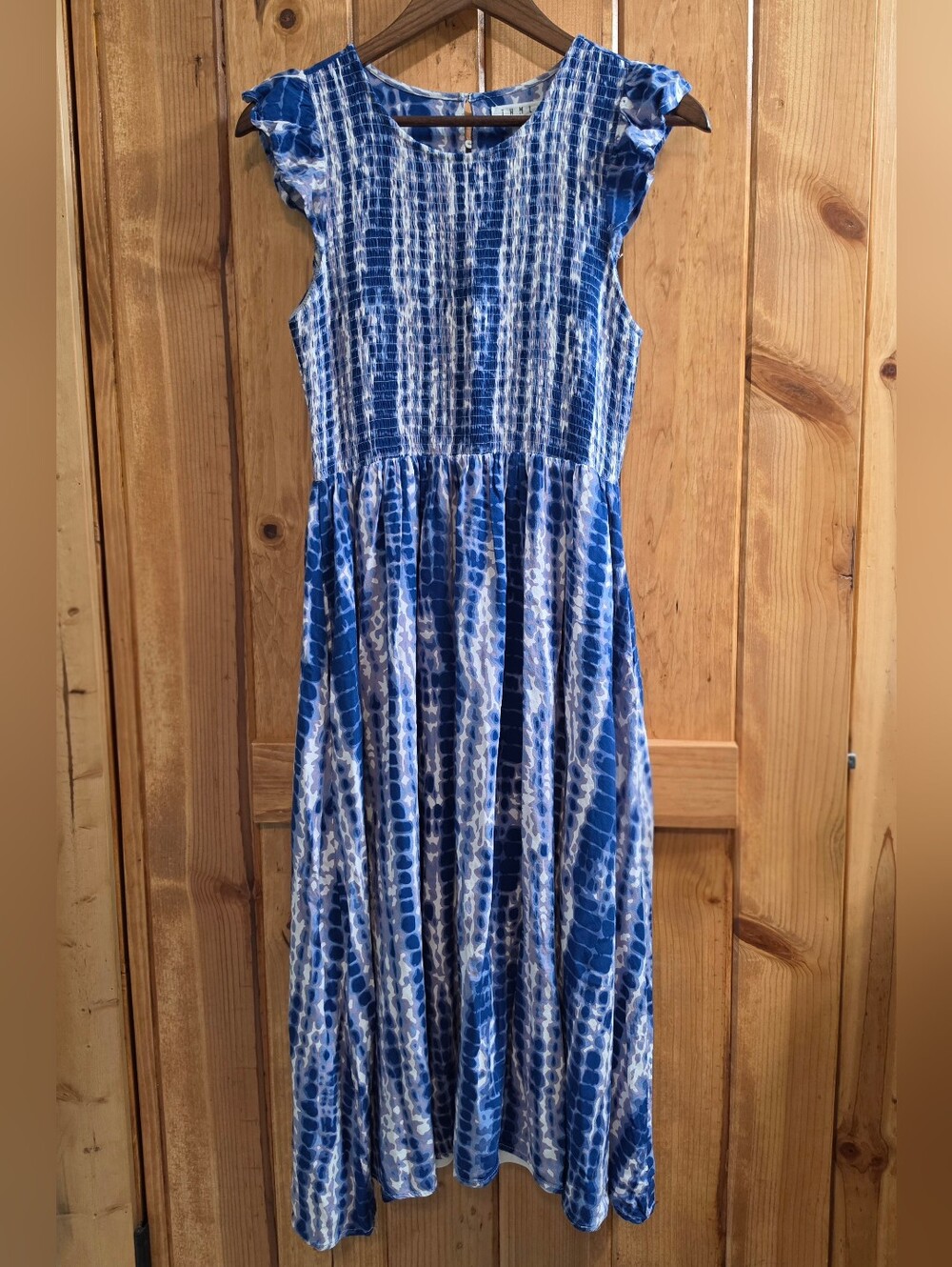 THML Asher Blue Tie Dye Boho Smocked Midi Dress S EUC 4th Of July Summer Coastal